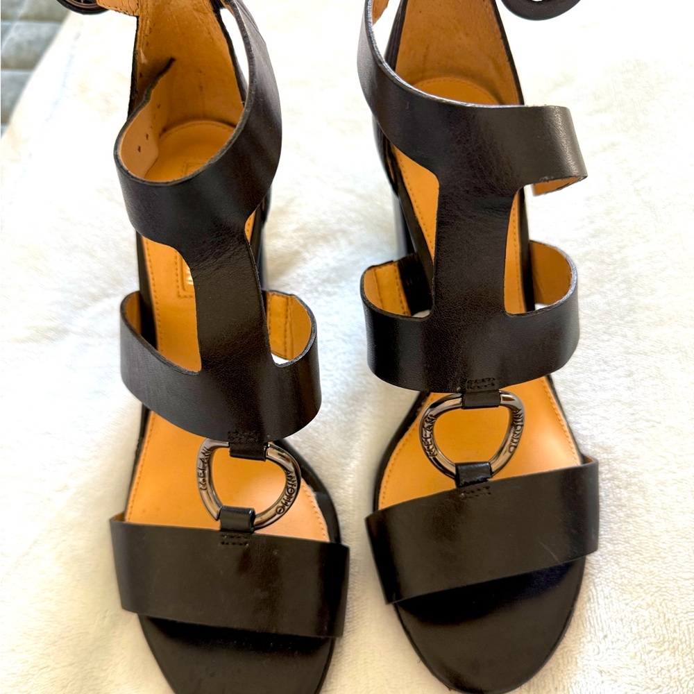 Michael Kors size 6